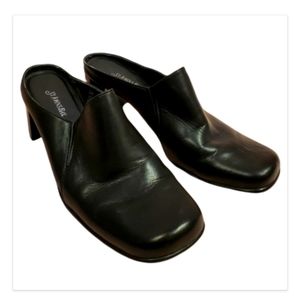 St.Johns Bay Square Toe Leather Slip on Mules
